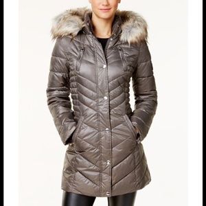 ⚡️SALE⚡️Laundry by Shelli Segal Sherpa Puffer Coat